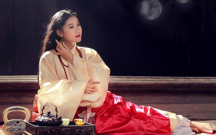 Hoang Phuong named in top three Asian actresses at Houston Film Fest